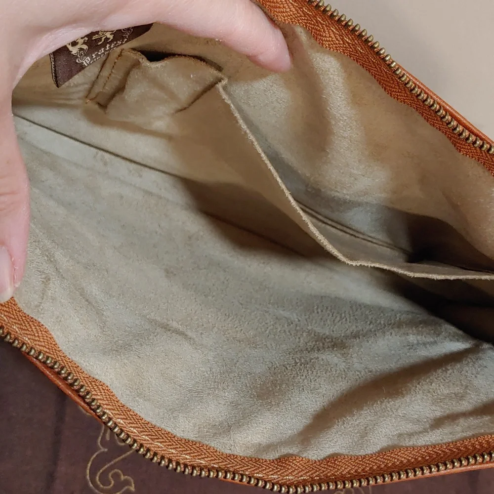 LEATHER CLUTCH - Picture 6 of 7